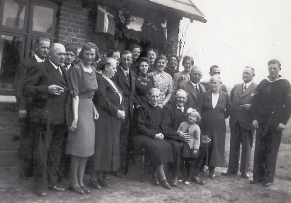 Niels Karl og Karen Marie 25 rs bryllupsdag